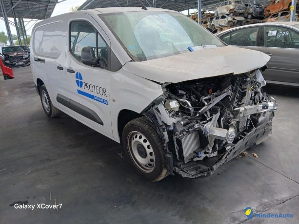 opel-combo-iv-15-bluehdi-100-fourg-gazole-big-3