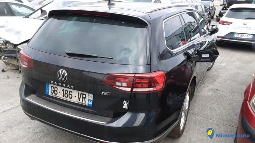 volkswagen-passat-gb-186-vr-big-1