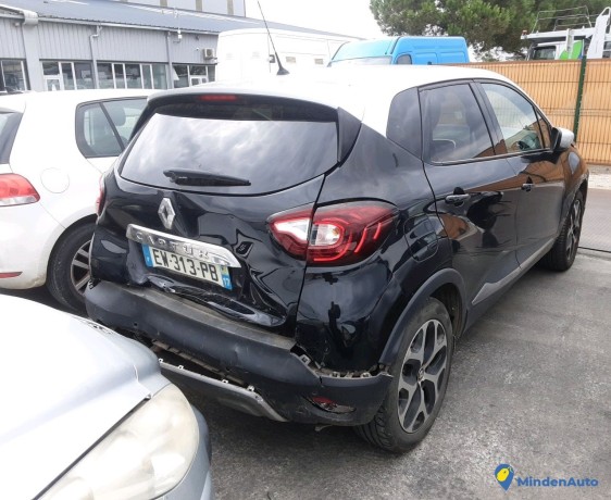 renault-captur-ew-313-pb-big-3