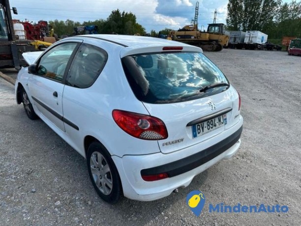 peugeot-206-14-hdi-2-place-lkw-ps-68-big-0