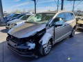 volkswagen-touran-16-tdi-110-ref-318949-small-3