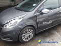 peugeot-208-2-12i-110-essence-small-0