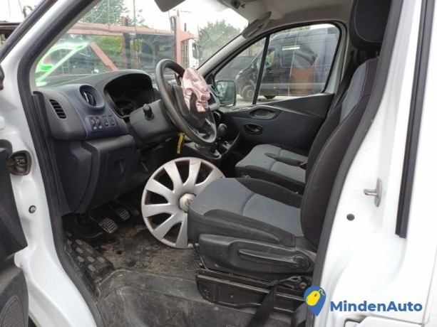 opel-vivaro-2-13367278-big-4