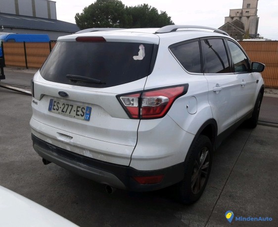 ford-kuga-es-277-es-big-3