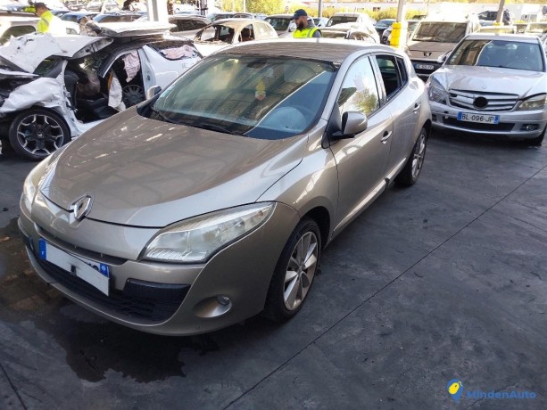 renault-megane-iii-15-dci-110-xv-de-f-gazole-big-0