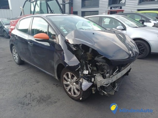 peugeot-208-1-phase-2-13354172-big-2