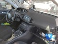 peugeot-308-ii-16-hdi-100-gazole-small-4