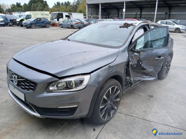 volvo-v60-cross-country-20-d3-150-gazole-big-1