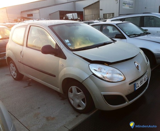 renault-twingo-cl-991-ae-big-2