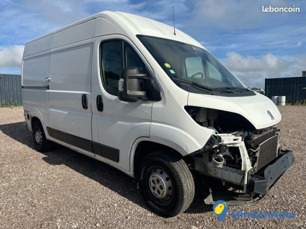 peugeot-boxer-phase-3-l2h2-bluehdi-140ch-de-2021-big-3