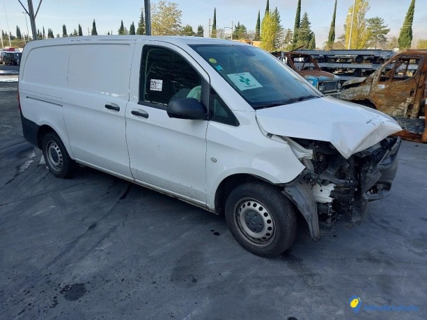 mercedes-vito-iii-447-114cdi-136-auto-gazole-big-3