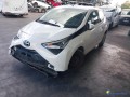 toyota-aygo-ii-10-vvt-i-72-essence-small-0