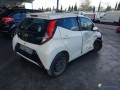 toyota-aygo-ii-10-vvt-i-72-essence-small-2