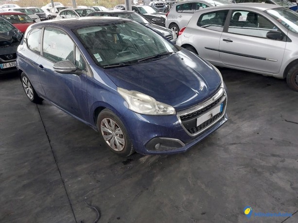 peugeot-208-14i-vti-95-essence-big-1