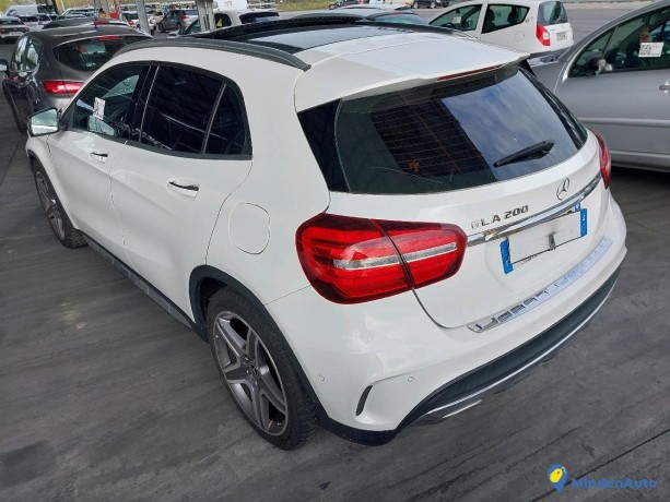 mercedes-gla-x156-200-amg-line-essence-big-1