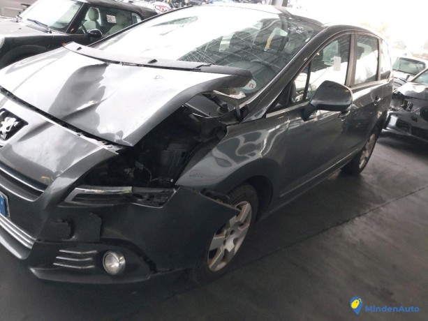 peugeot-5008-16-hdi-112-7pl-gazole-big-3