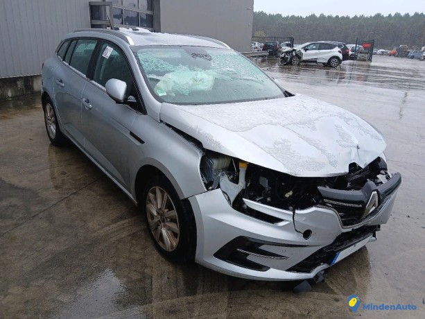 renault-megane-iv-estate-15-bdci-115-gazole-big-2