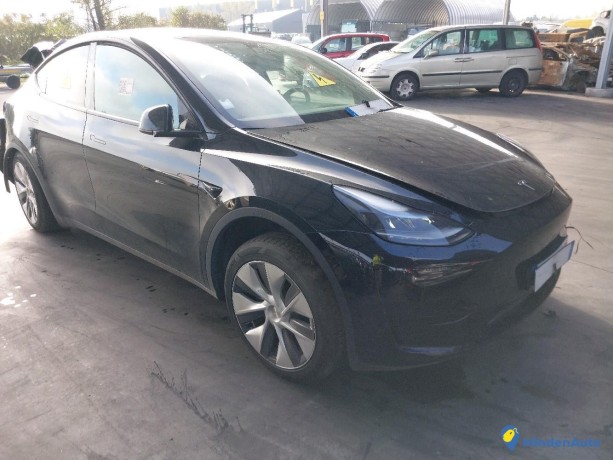 tesla-model-y-standard-rwd-60kwh-electrique-big-1