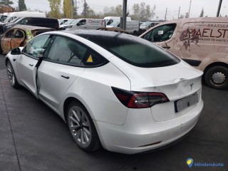 TESLA MODEL 3 RWD 275 - ÉLECTRIQUE