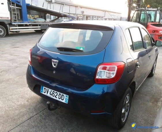 dacia-sandero-dv-462-dd-big-3