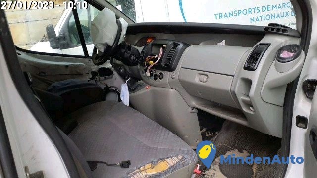 renault-trafic-bd-656-zl-big-4