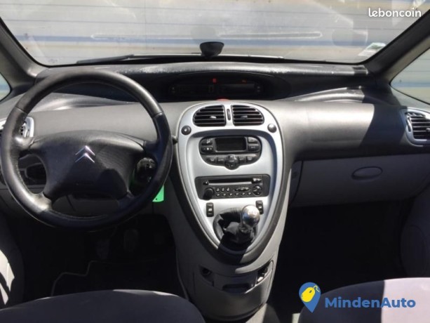 citroen-picasso-16-hdi110-fap-big-4