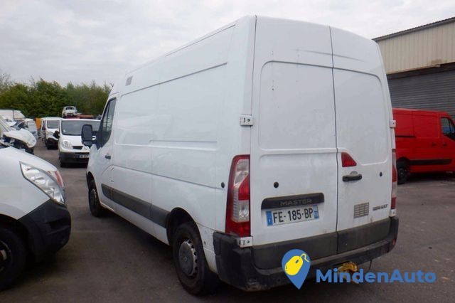 renault-master-23-dci-110-ch-l2h2-big-3