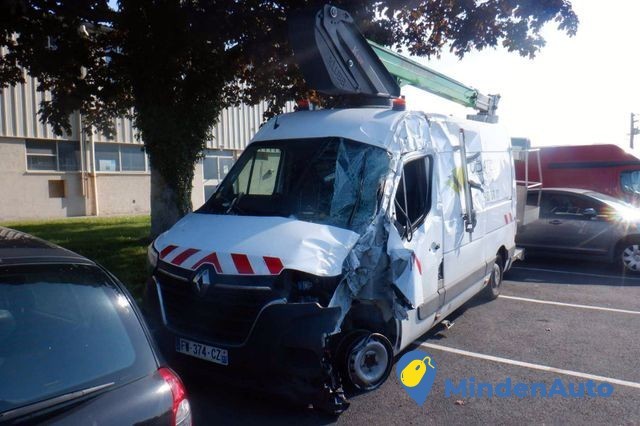 renault-master-23-dci-145-ch-lift-big-0