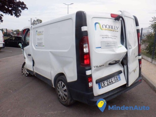 renault-trafic-16-dci-125-ch-l1h1-big-3