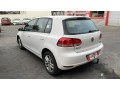 volkswagent-golf-vi-16tdi-16v-105-small-1