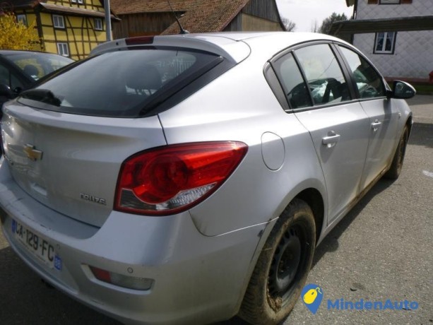 chevrolet-cruze-16i-16v-big-2