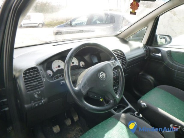 opel-zafira-a-16i-16v-big-4