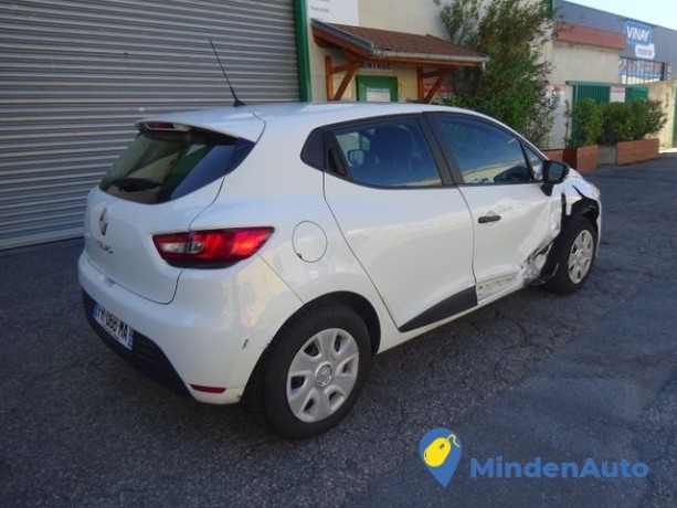 renault-clio-ste-cargo-15-dci-75-big-3