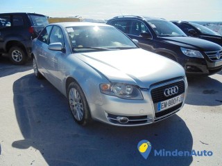 Audi A4 2.5 TDi V6 163 / EM880