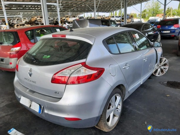 renault-megane-15-dci-110-dynamique-ref-321538-big-2