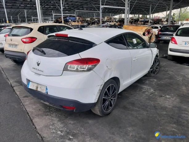 renault-megane-iii-coupe-15-dci-110-bose-ref-320292-big-2