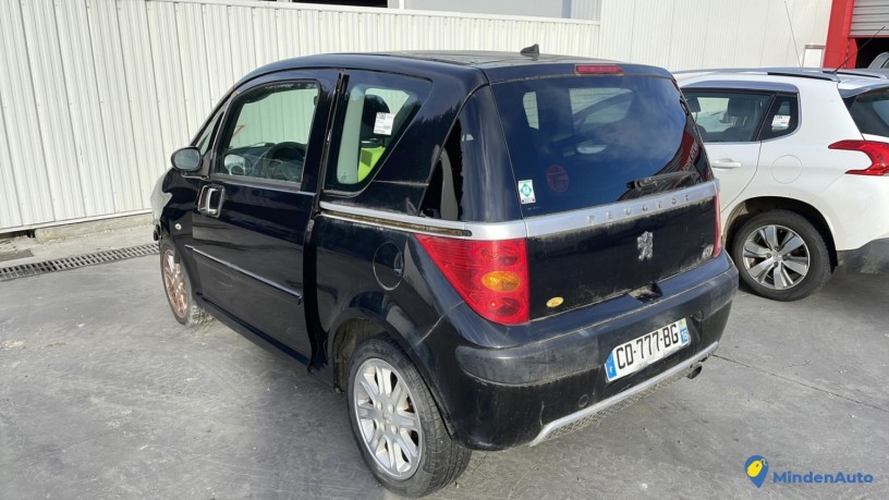 peugeot-1007-sporty-14hdi-70-ref-11385606-big-1