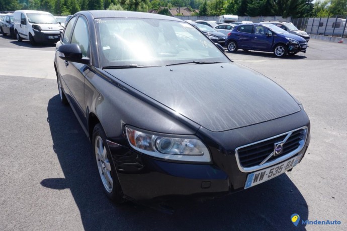 volvo-s40-ii-20d-16v-136-lp-79746-big-1