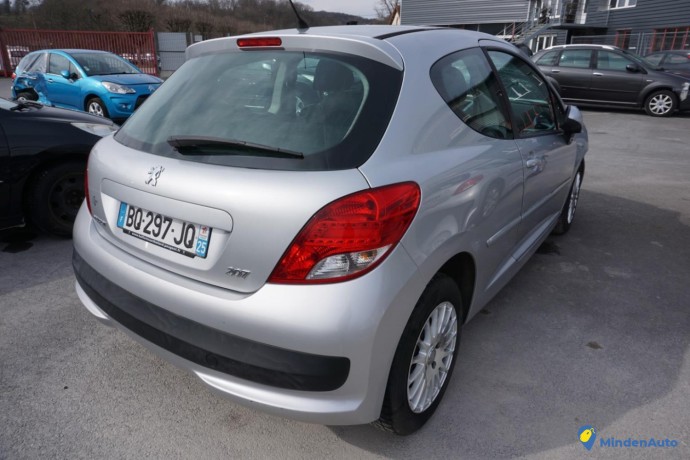 peugeot-207-14-hdi-8v-turbo-big-3