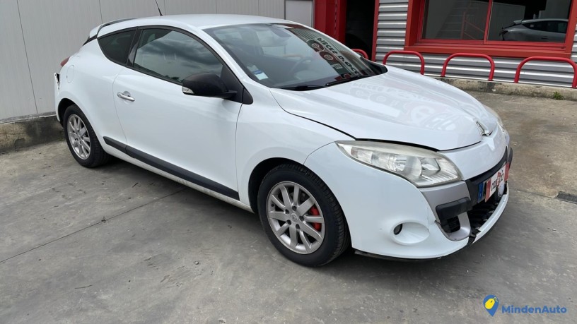 renault-megane-iii-14tce-131-dynamique-big-0