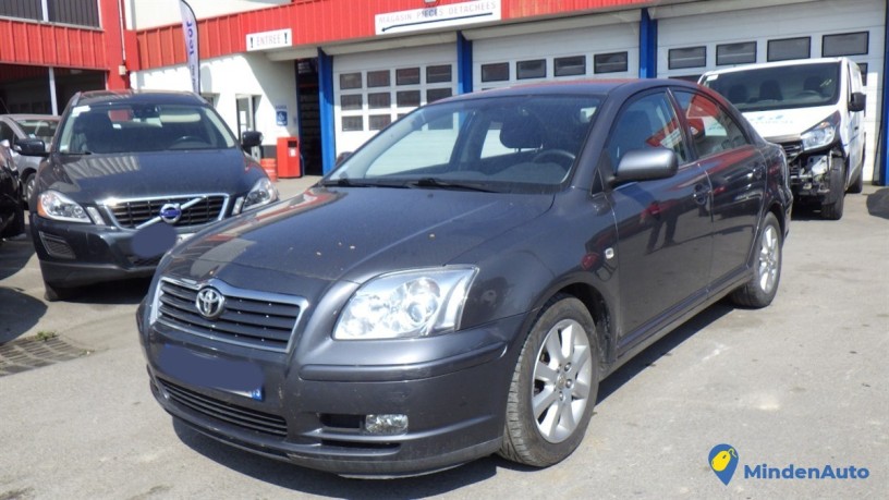 toyota-avensis-ii-phase-1-150-d-4d-n12540-big-0