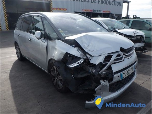 citroen-c4-ii-picasso-20-bluehdi-150-big-1