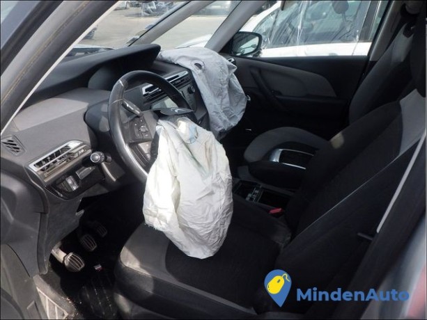 citroen-c4-ii-picasso-20-bluehdi-150-big-4