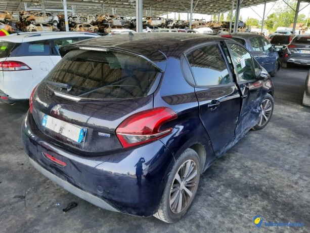 peugeot-208-16-blue-hdi-100-ref-322417-big-2