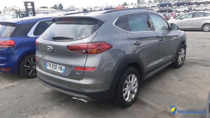 hyundai-tucson-fm-898-yn-big-0