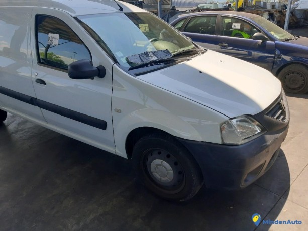 dacia-logan-16i-90-van-ref-323974-big-1