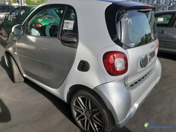 smart-fortwo-coupe-09t-90-passion-ref-329052-big-1