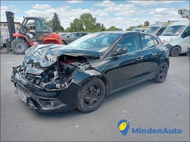 renault-megane-blue-dci-115-big-0