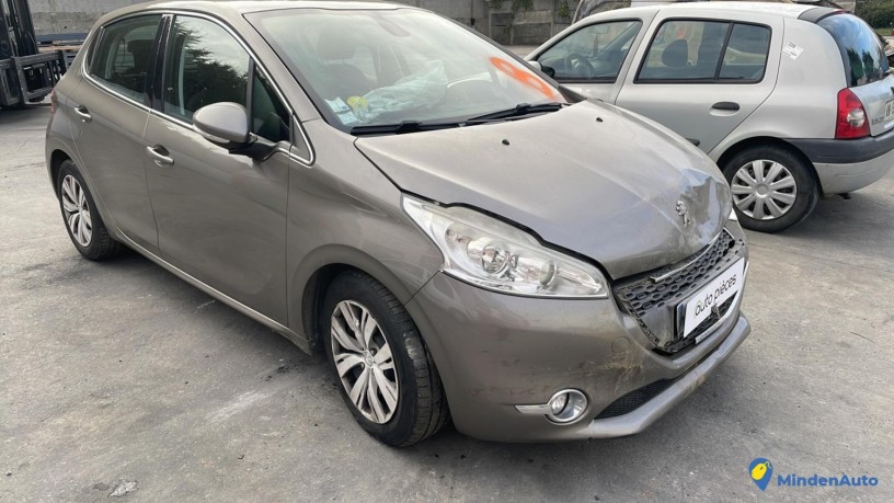 peugeot-208-1-phase-1-reference-11852548-big-2