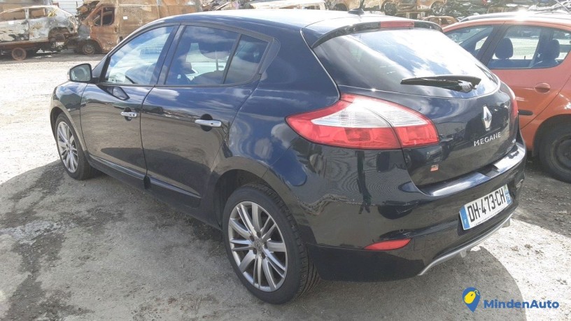 renault-megane-dh-473-ch-big-3